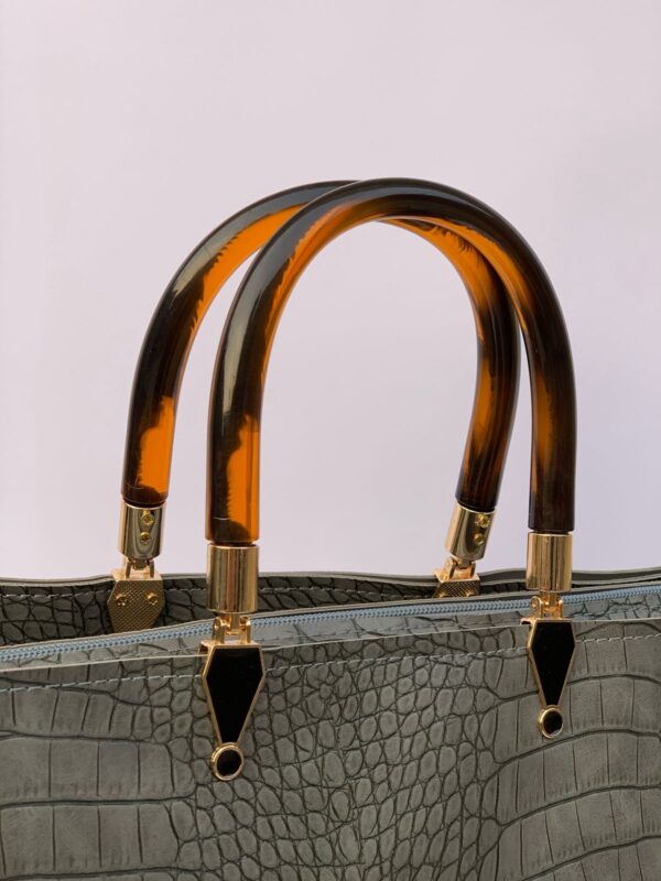Croc Thela - Image 5